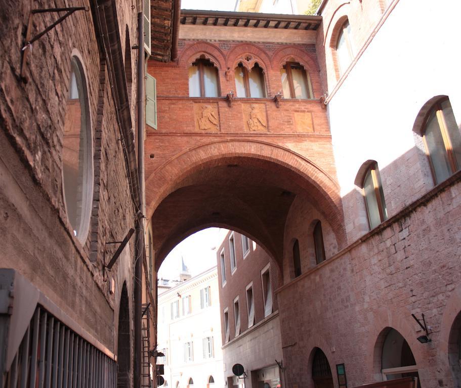 Affittacamere Arco Polinori Foligno Ngoại thất bức ảnh