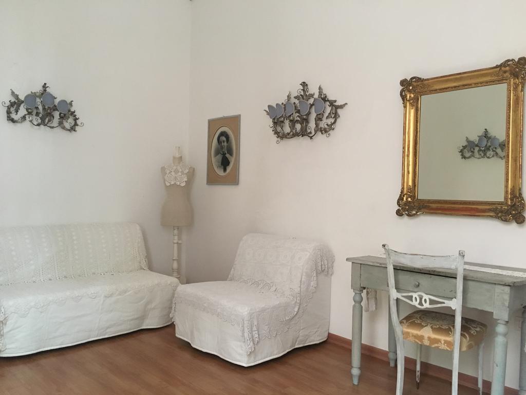 Affittacamere Arco Polinori Foligno Ngoại thất bức ảnh