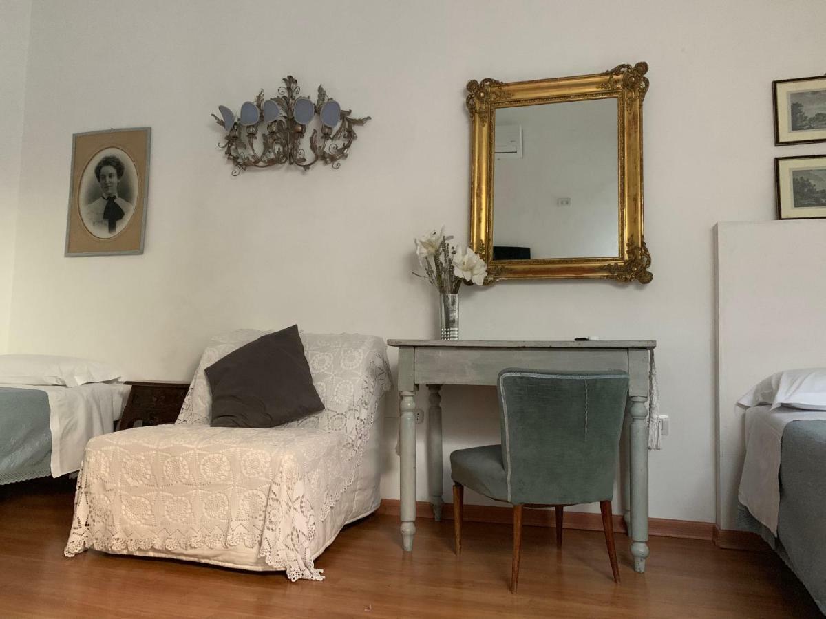 Affittacamere Arco Polinori Foligno Ngoại thất bức ảnh
